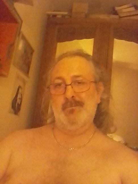 Youssef - Annonces gay à Les Taillères Profil de Youssef, 29 ans, Annonces gay à Les Taillères (Neuchâtel)