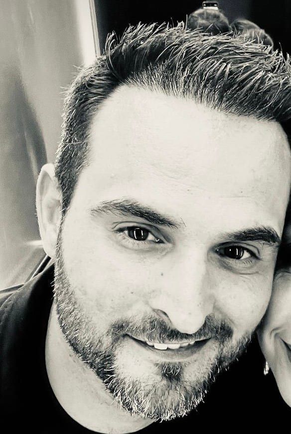 Souriya - Annonces gay à Gampelen Profil de Souriya, 25 ans, Annonces gay à Gampelen (Neuchâtel)