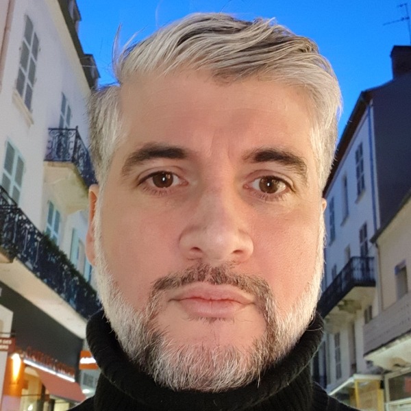 Yaroslav - Annonces gay à Areuse Profil de Yaroslav, 26 ans, Annonces gay à Areuse (Neuchâtel)