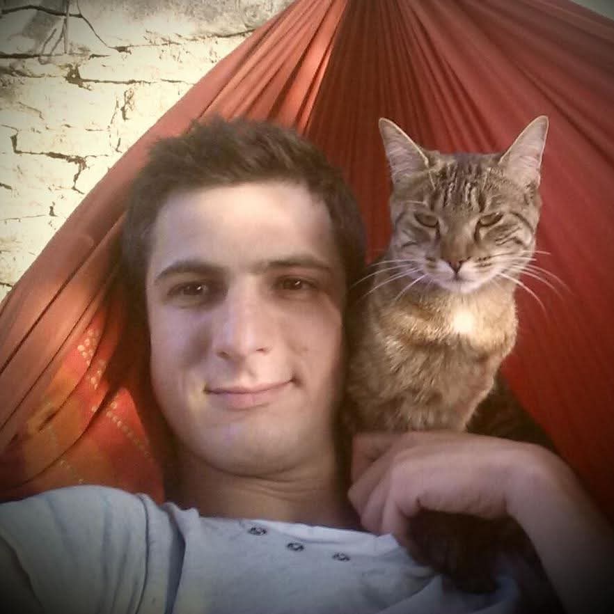 Profil de Ronnie, 45 ans, Annonces gay à Le Landeron (Neuchâtel)