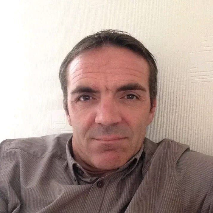 Profil de Bruce, 37 ans, Annonces gay à Chambrelien (Neuchâtel)