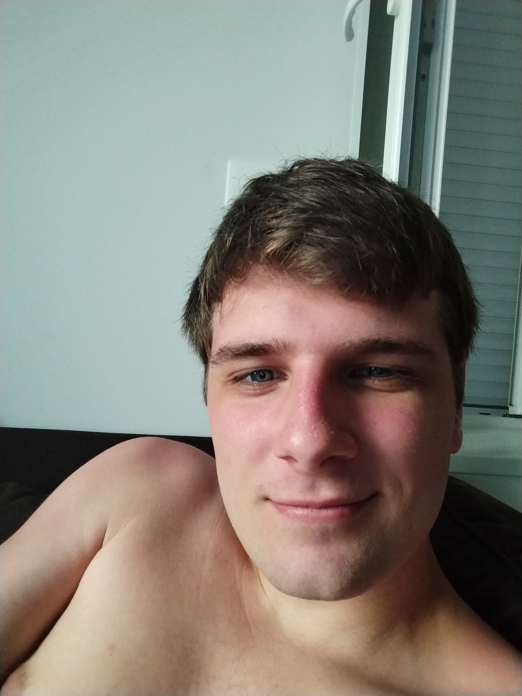 Profil de Bill, 30 ans, Annonces gay à Marin-Epagnier (Neuchâtel)