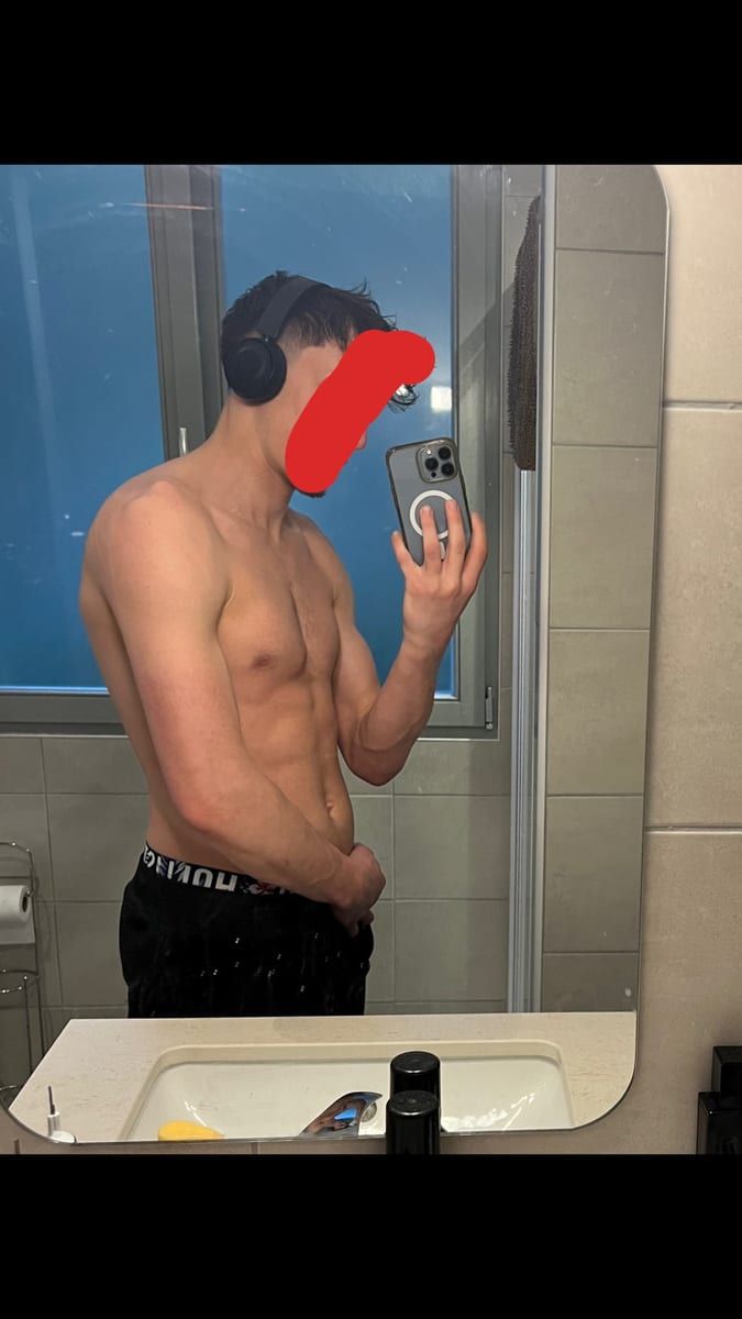Profil de Selmen, 43 ans, Annonces gay à Fleurier (Neuchâtel)
