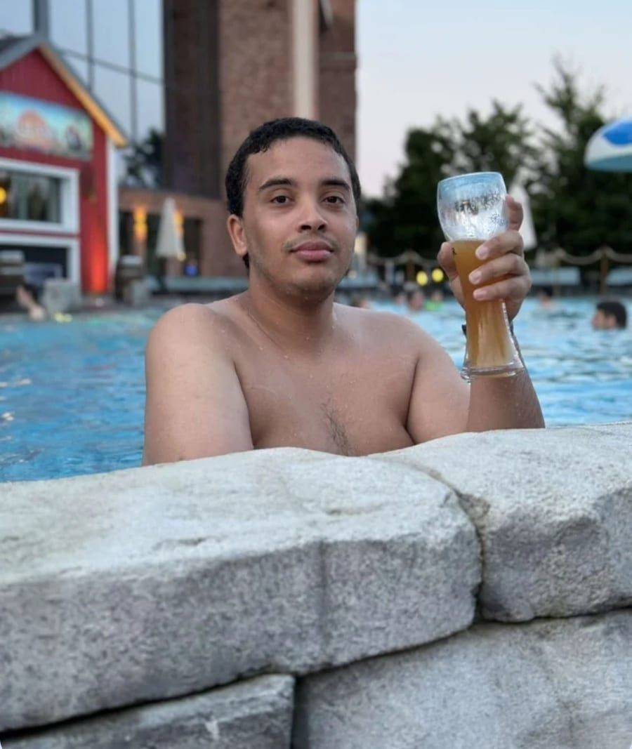 Kleo - Annonces gay à Brot-Dessous Profil de Kleo, 35 ans, Annonces gay à Brot-Dessous (Neuchâtel)