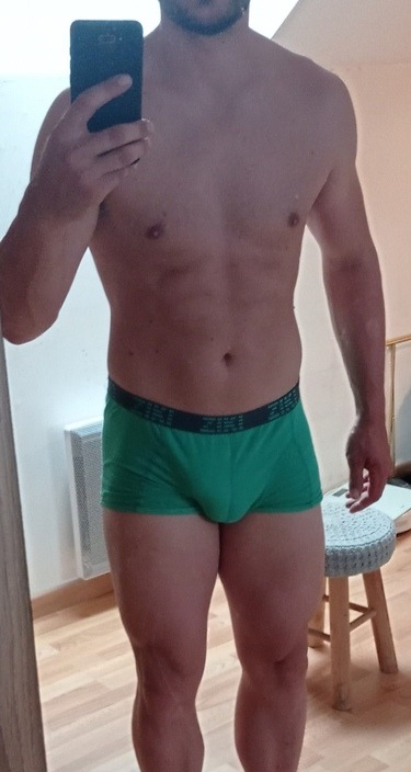 Profil de Keenan, 25 ans, Annonces gay à Couvet (Neuchâtel)
