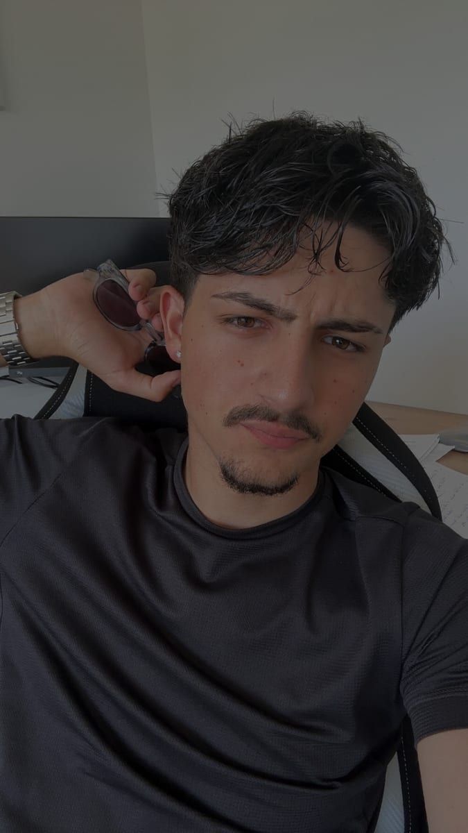 Jessie - Annonces gay à La Châtagne Profil de Jessie, 37 ans, Annonces gay à La Châtagne (Neuchâtel)