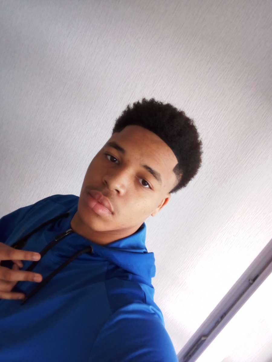 Profil de Chad, 27 ans, Annonces gay à Thielle (Neuchâtel)