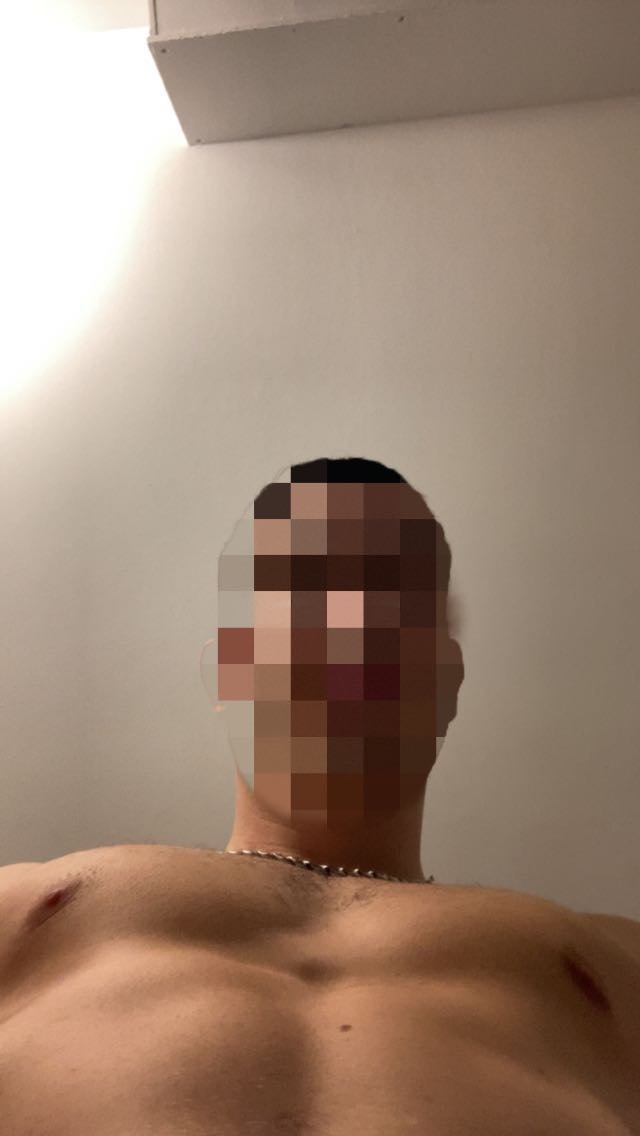Chakib - Annonces gay à Les Taillères Profil de Chakib, 32 ans, Annonces gay à Les Taillères (Neuchâtel)