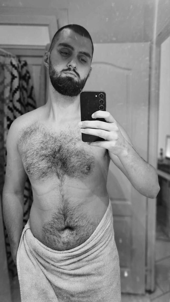 Hurard - Annonces gay à Auvernier Profil de Hurard, 38 ans, Annonces gay à Auvernier (Neuchâtel)