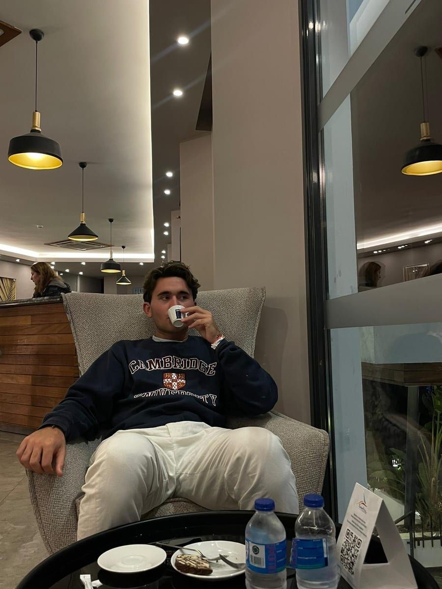 Profil de Naik, 23 ans, Annonces gay à Fleurier (Neuchâtel)