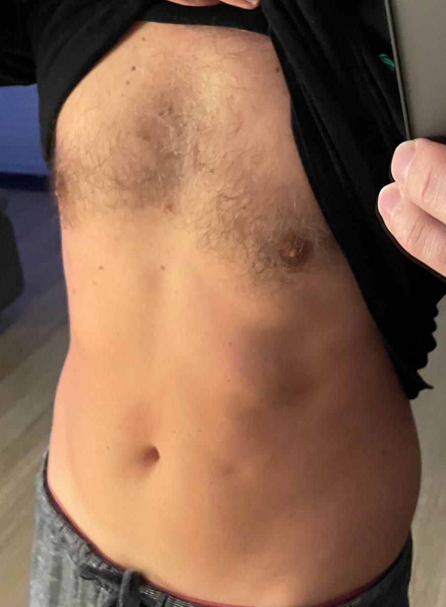 Bartholome - Annonces gay à Auvernier Profil de Bartholome, 27 ans, Annonces gay à Auvernier (Neuchâtel)
