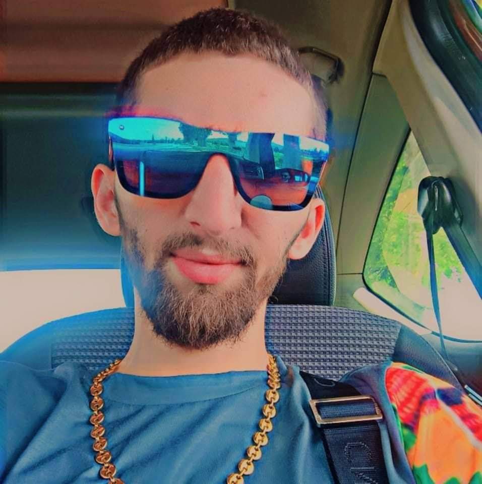 Profil de Aloyse, 36 ans, Annonces gay à Fretereules (Neuchâtel)