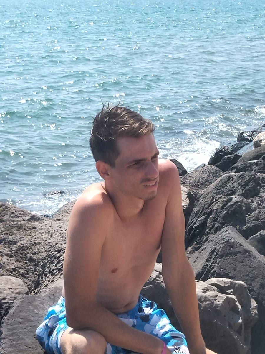Profil de Sharujan, 39 ans, Annonces gay à Bôle (Neuchâtel)