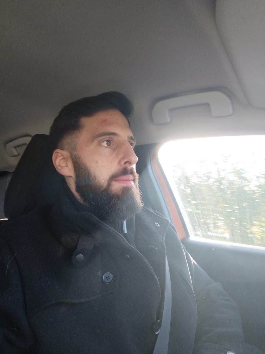 Profil de Illyas, 34 ans, Annonces gay à Cernier (Neuchâtel)