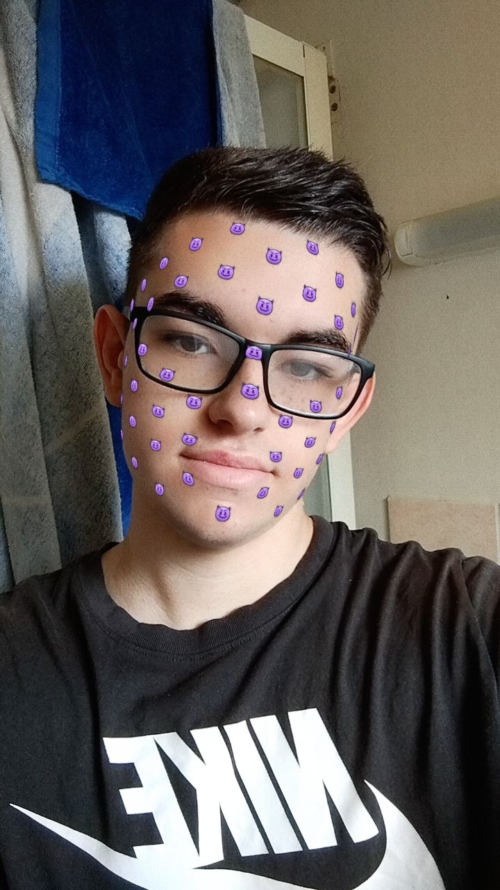 Profil de Malaury, 25 ans, Annonces gay à Chézard-St-Martin (Neuchâtel)