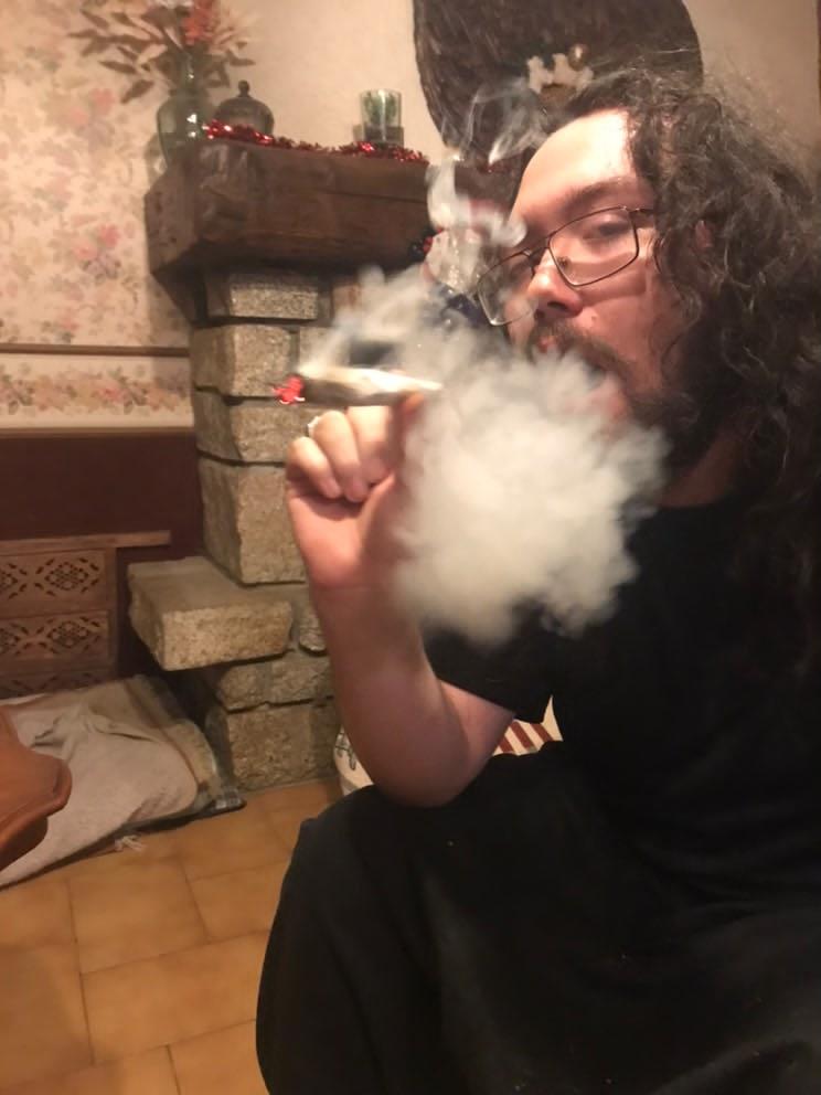 Profil de Florentino, 27 ans, Annonces gay à Montalchez (Neuchâtel)
