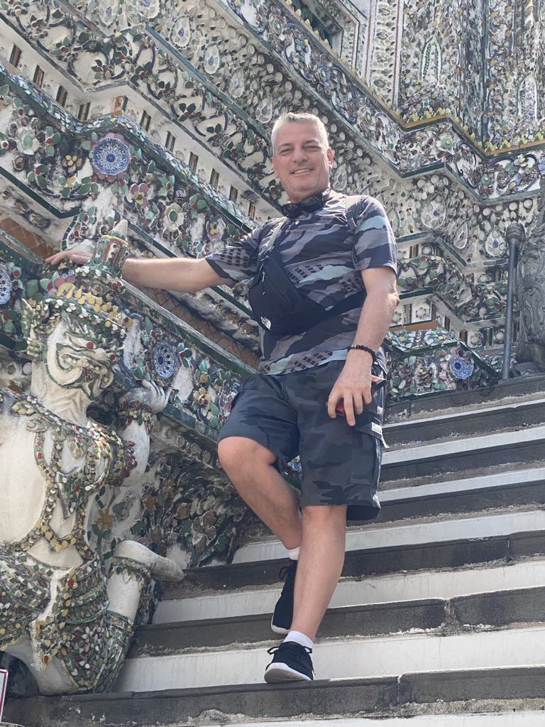 Chayan - Annonces gay à Lignières Profil de Chayan, 28 ans, Annonces gay à Lignières (Neuchâtel)