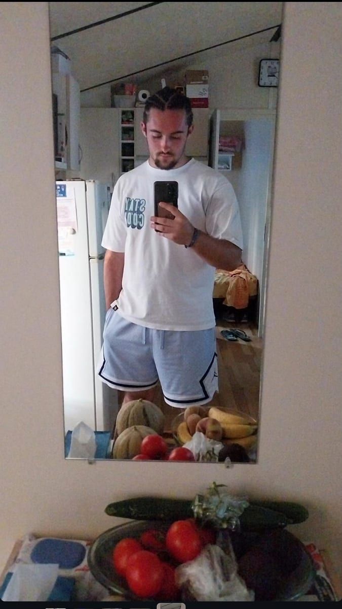Profil de Josuah, 22 ans, Annonces gay à Buttes (Neuchâtel)