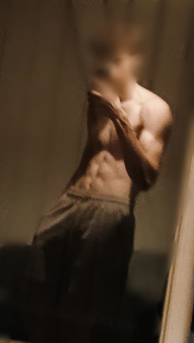 Profil de Bouabdallah, 37 ans, Annonces gay à Montmollin (Neuchâtel)