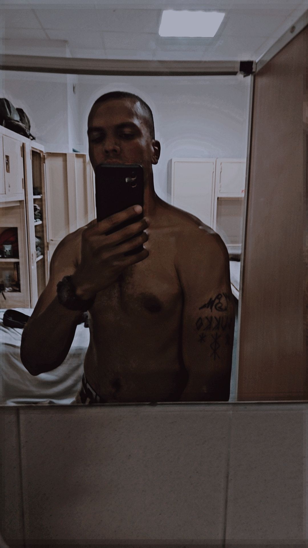 Profil de Idy, 24 ans, Annonces gay à Fontaines NE (Neuchâtel)