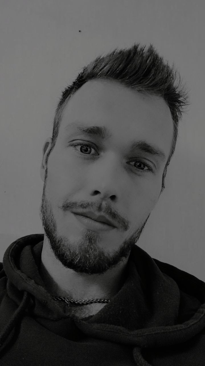 Profil de Ylane, 45 ans, Annonces gay à La Neuveville (Neuchâtel)