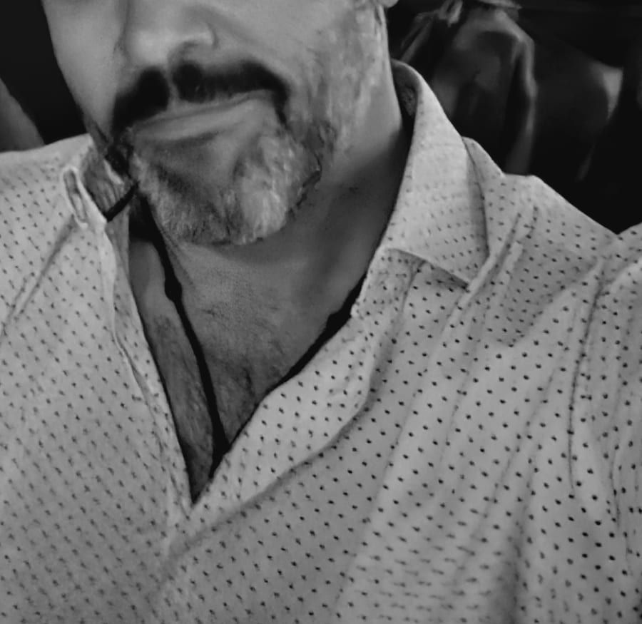 Profil de Heinrick, 41 ans, Annonces gay à Les Brenets (Neuchâtel)