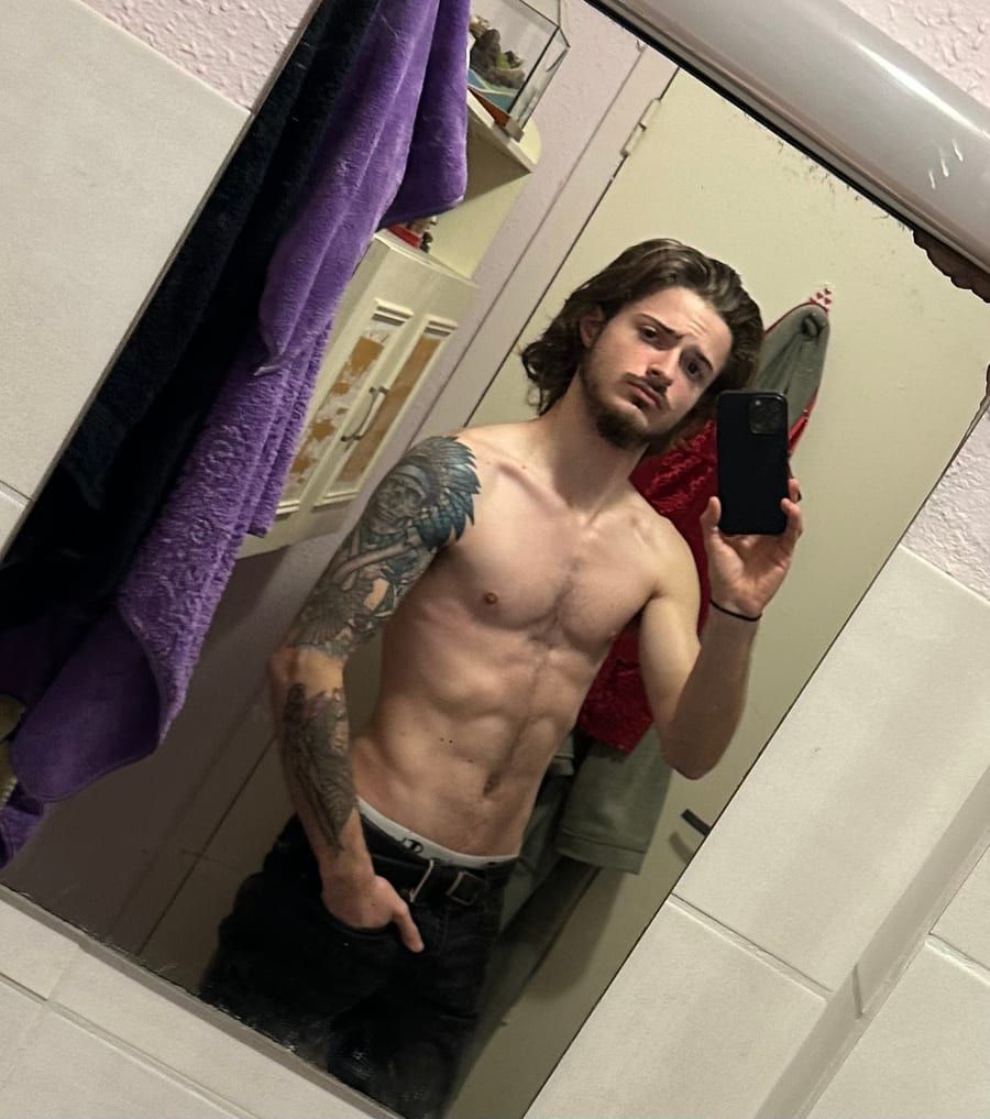 Diogo - Annonces gay à Areuse Profil de Diogo, 39 ans, Annonces gay à Areuse (Neuchâtel)