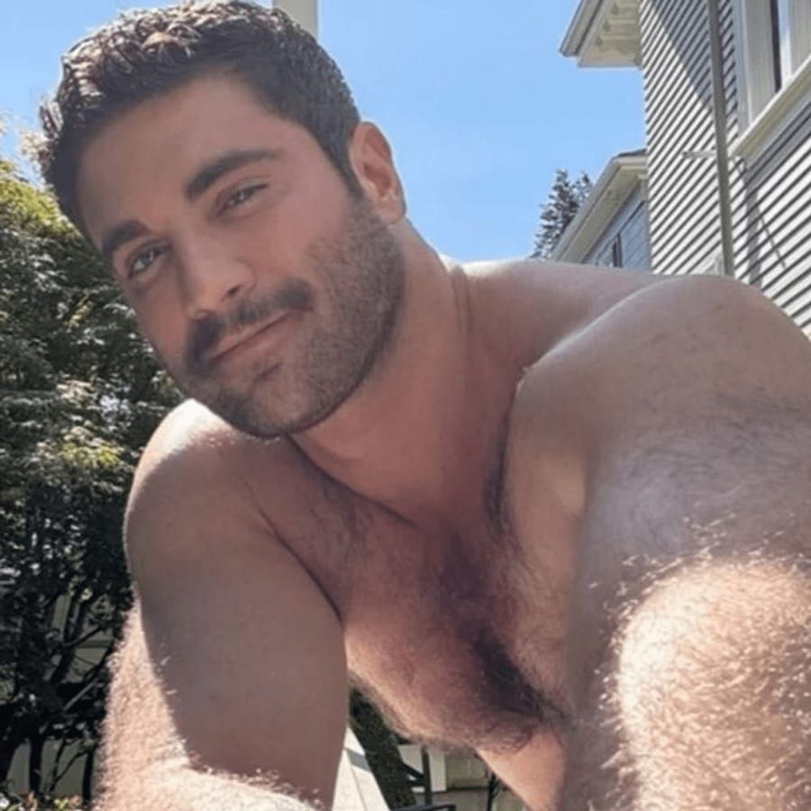 Jianny - Annonces gay à St-Aubin-Sauges Profil de Jianny, 26 ans, Annonces gay à St-Aubin-Sauges (Neuchâtel)