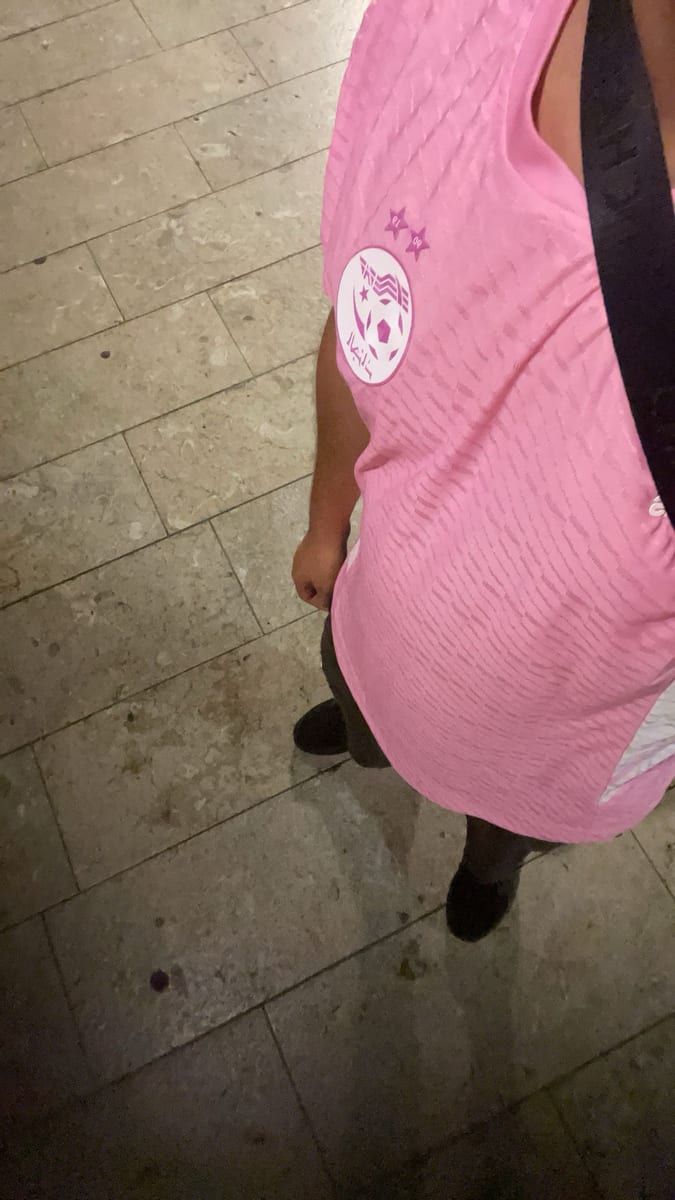 Sorenn - Annonces gay à Fontainemelon Profil de Sorenn, 37 ans, Annonces gay à Fontainemelon (Neuchâtel)