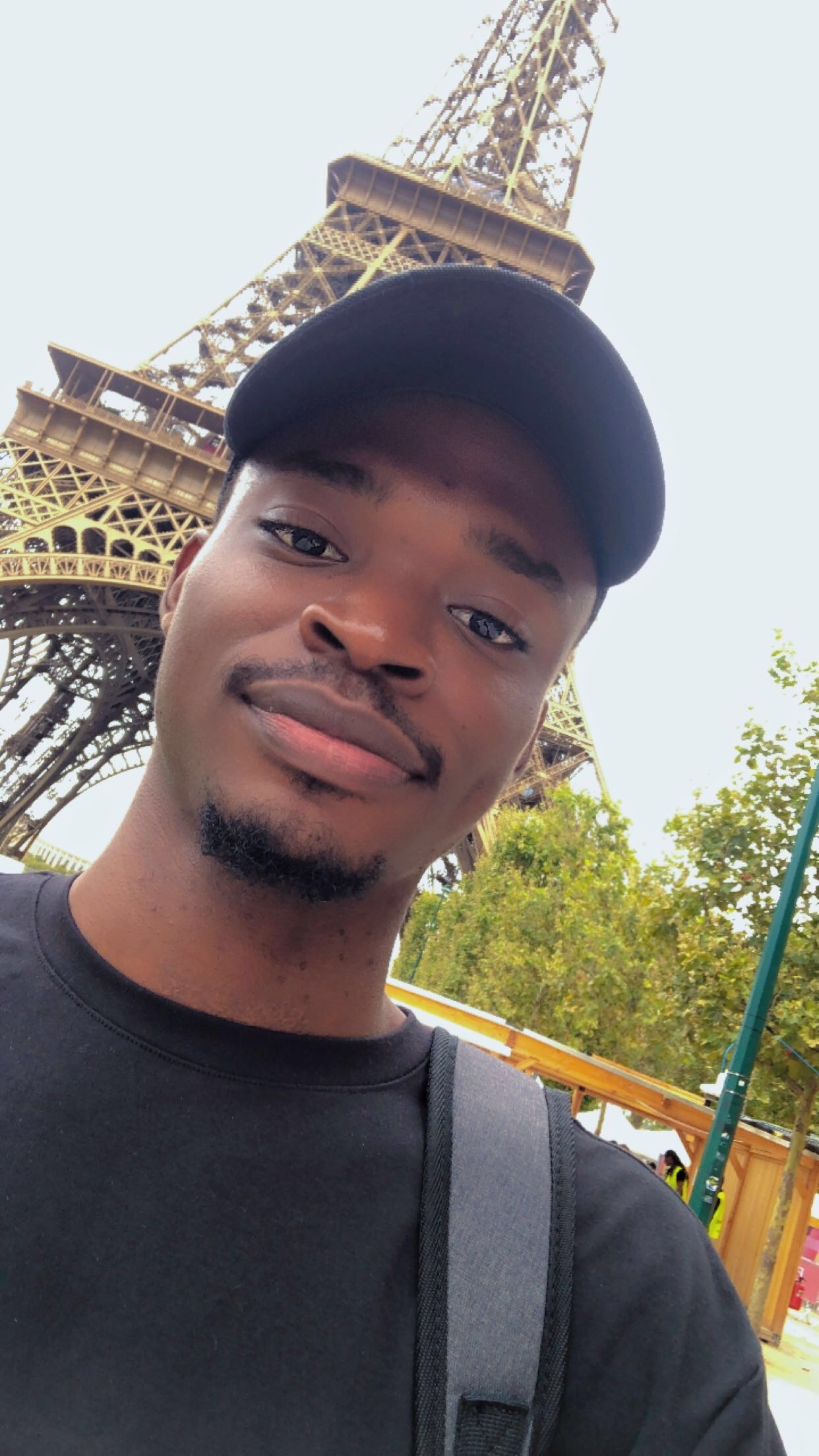 Profil de Keyvan, 42 ans, Annonces gay à Les Brenets (Neuchâtel)